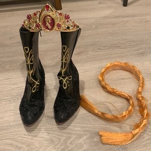 Disney’s Frozen Anna accessories